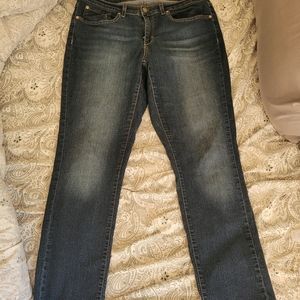 16w Levi Strauss low rise blue jeans
